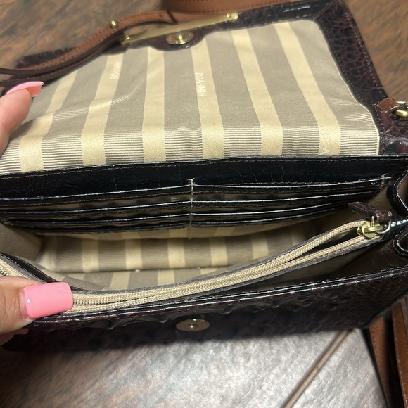 Brahmin Cross Body - Picture 4 of 8